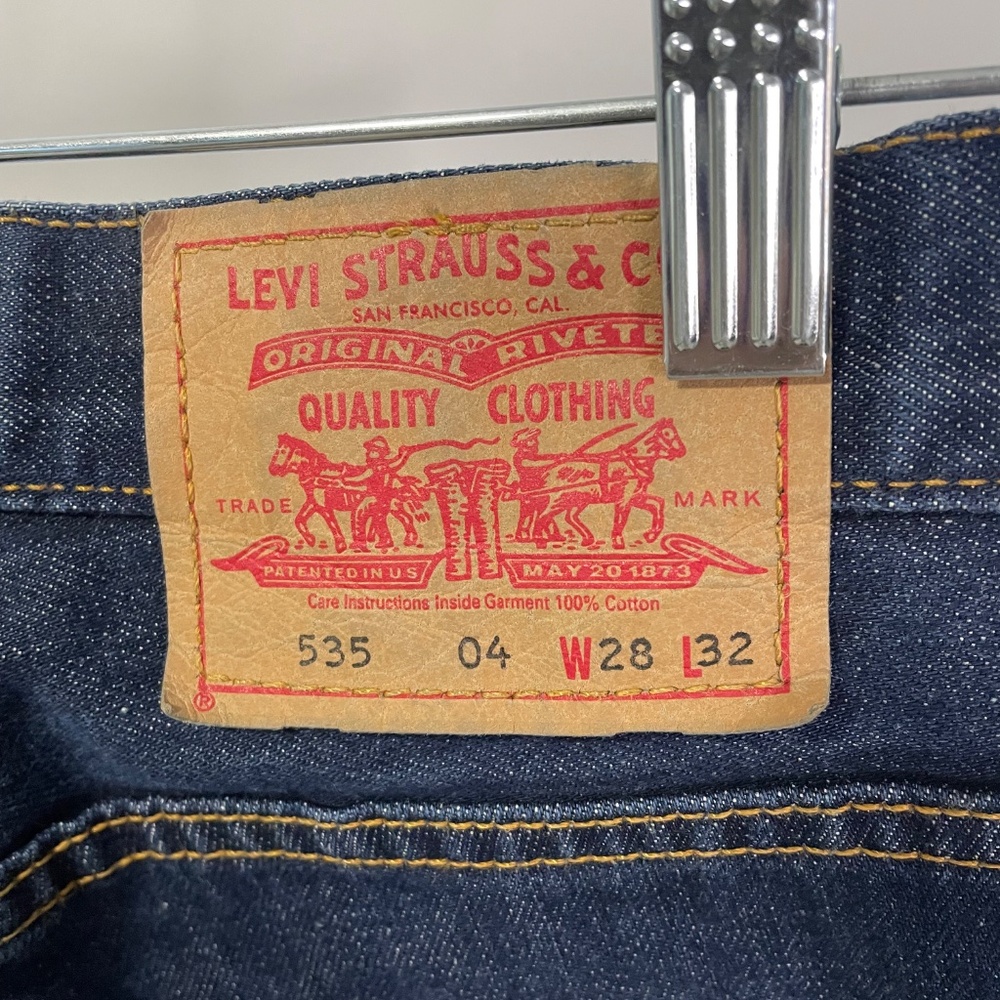Levi's Jeans Women's Size 28W 32L Vintage Y2K - Picture 3 of 3